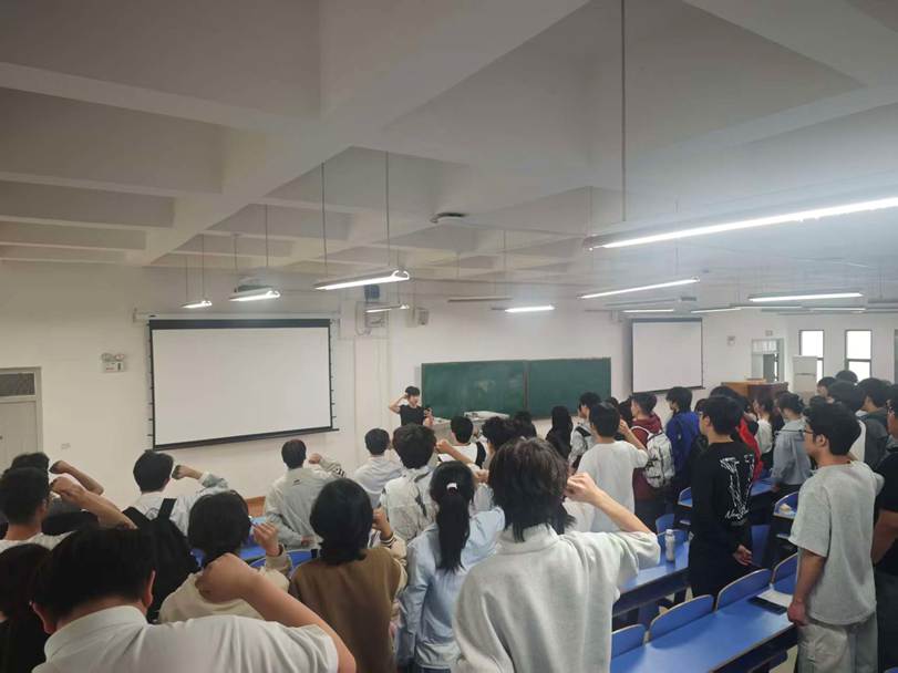 图示, 示意图

中度可信度描述已自动生成:ver1