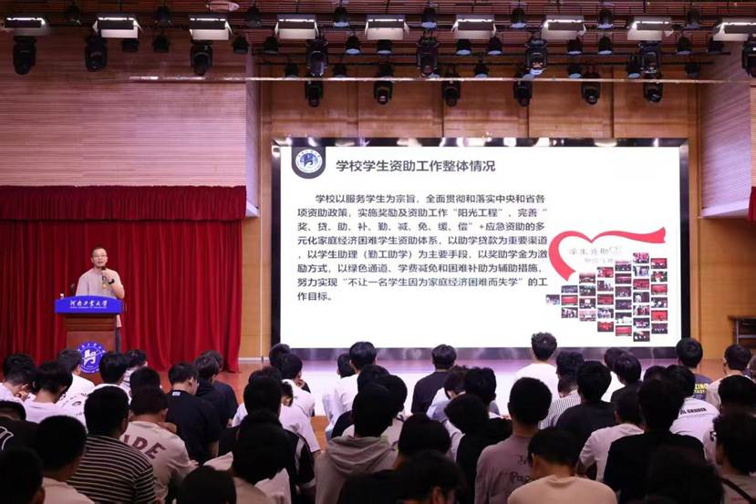 6dc4a5bd1ece5a7e99ca4900d858e0eb